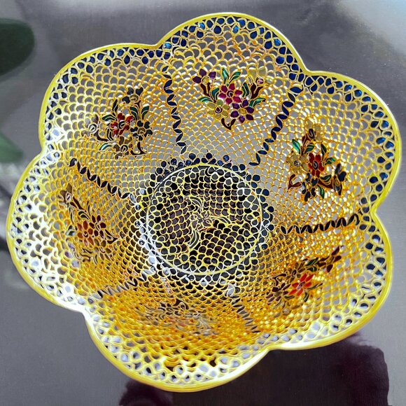 2 Vintage PLIQUE A JOUR Translucent Enamel Cloisonné Flower Bowls Wooden Stand - Picture 4 of 7